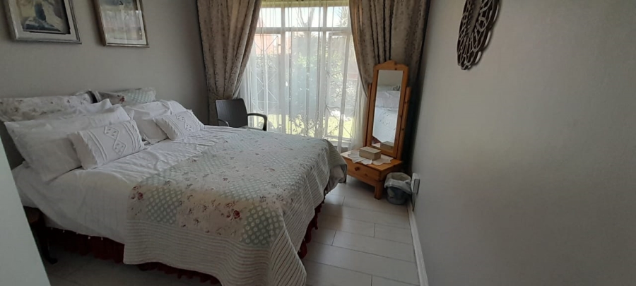 3 Bedroom Property for Sale in Flamwood North West